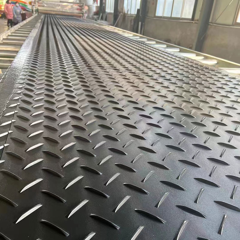 Esteras protectoras de piso de obligación pesada con núcleo de orificio de HDPE