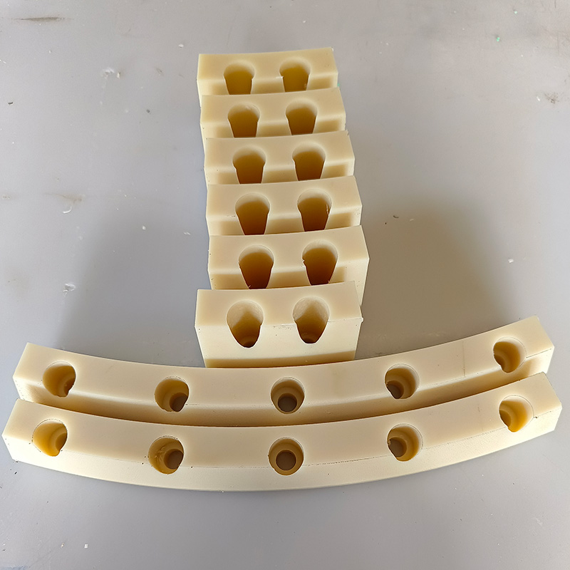 Piezas automotrices de nailon Piezas automotrices de nailon